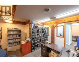 474 Main Street, Penticton, BC V2A5C5 Photo 9