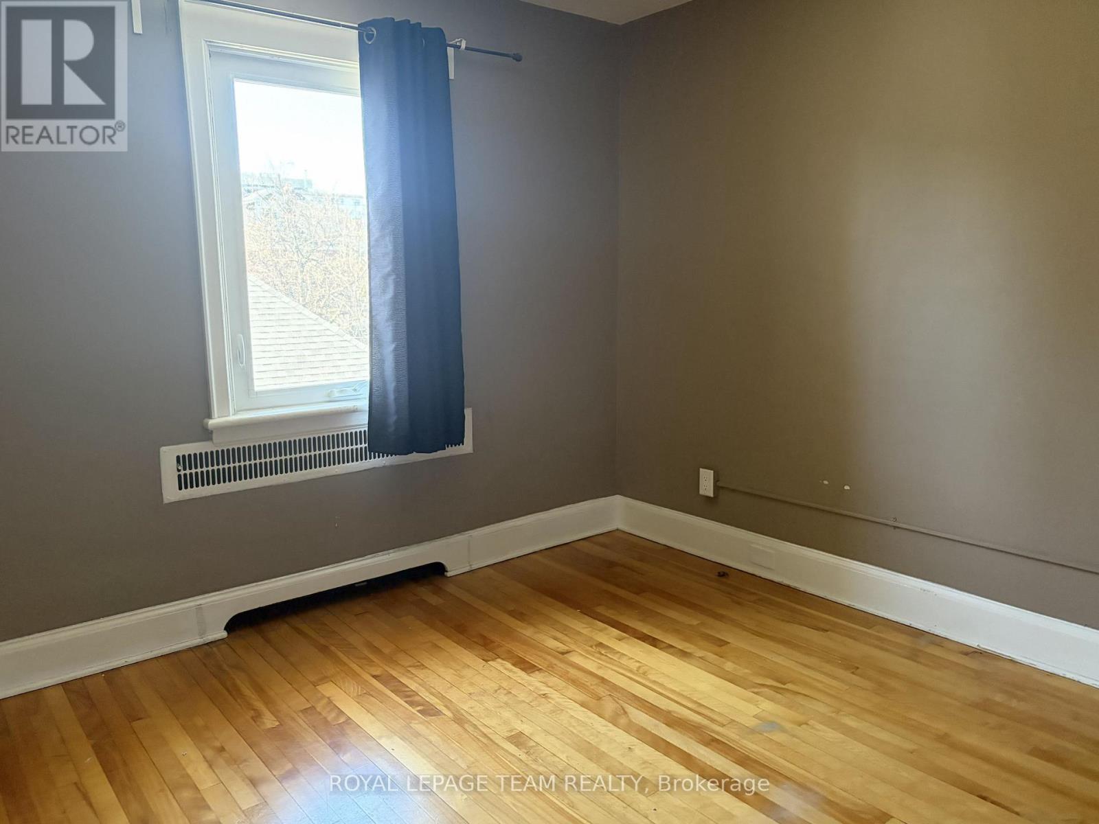 444 PARKDALE AVENUE - 9