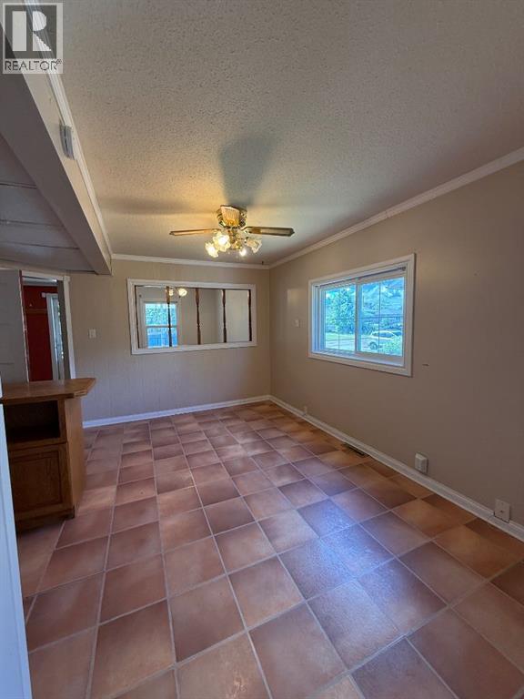 4904 58th Avenue - 6