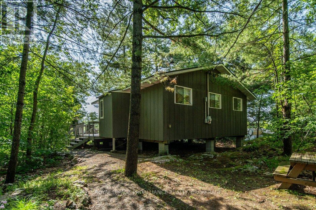 811 HERMIT THRUSH LANE - 3