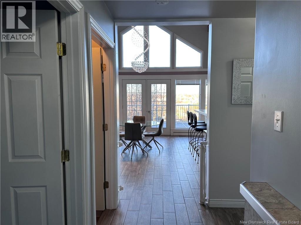 646 Davis Street - 15