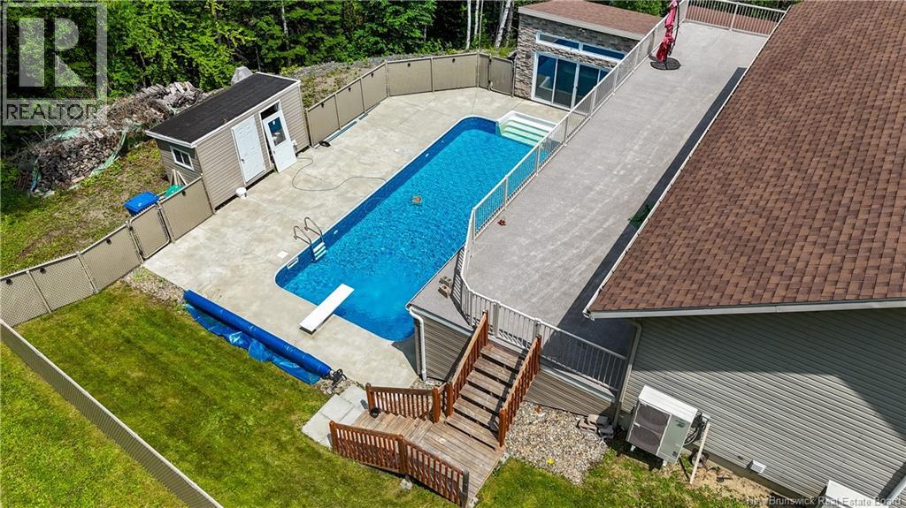 646 Davis Street - 41
