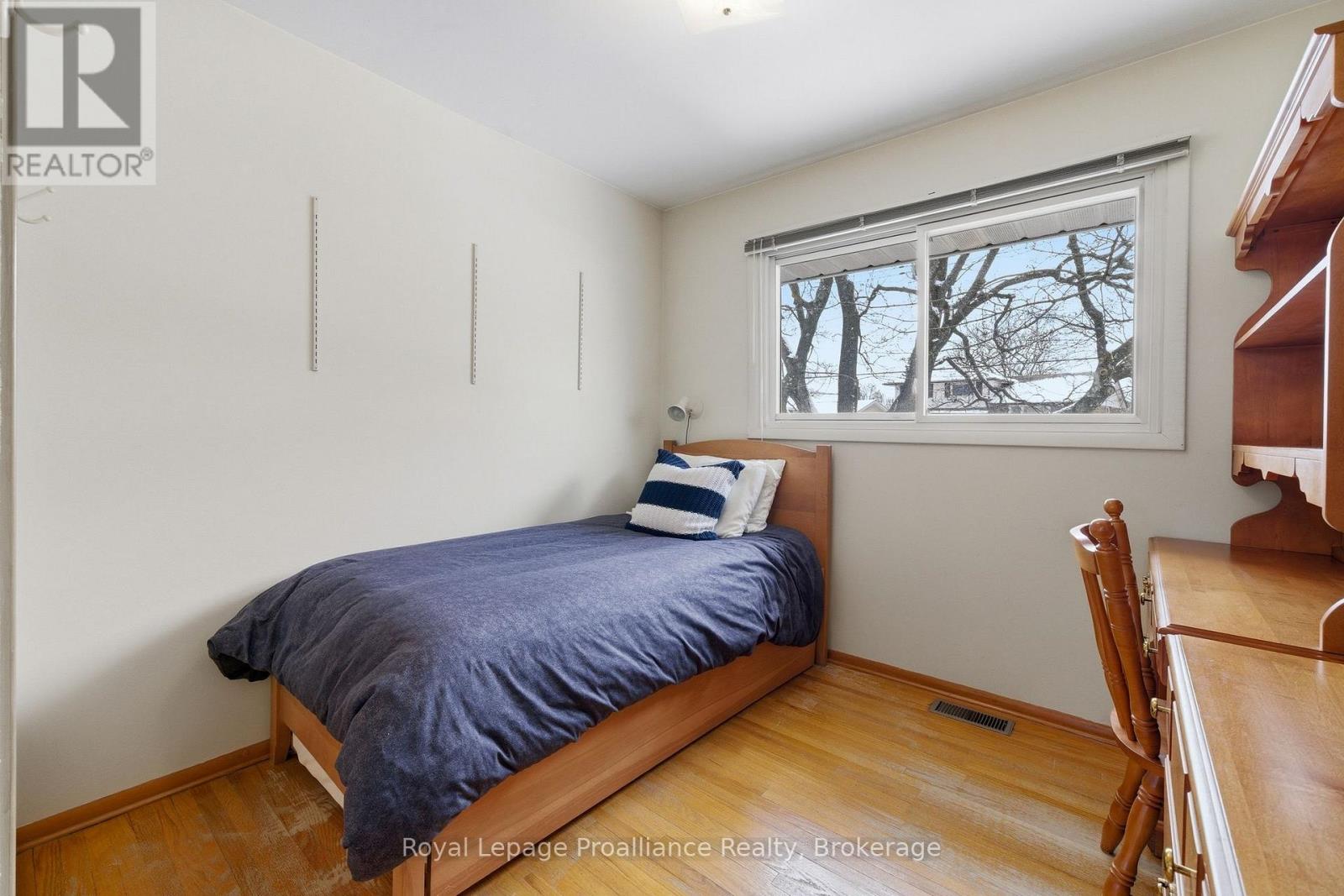46 EDGEHILL ROAD - 25