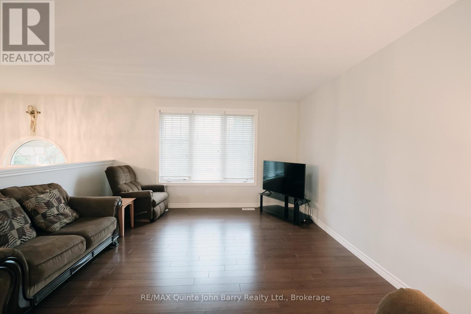 16566 HIGHWAY 2 - 9
