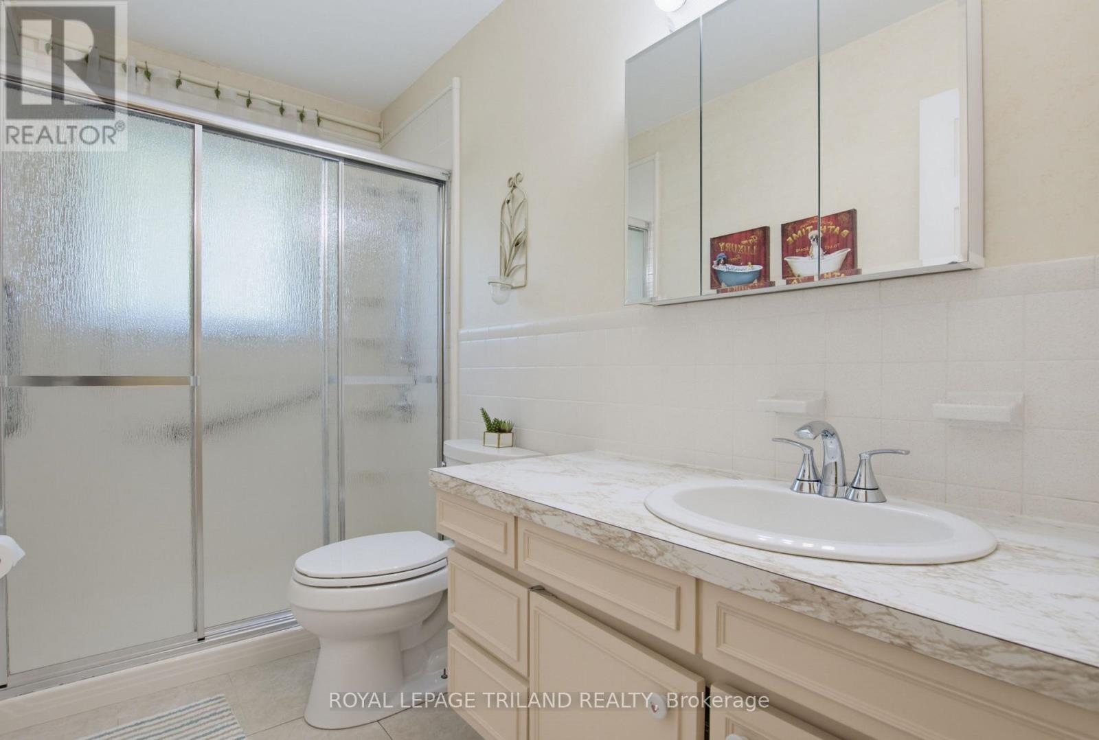 115 CHAMPLAIN CRESCENT - 10
