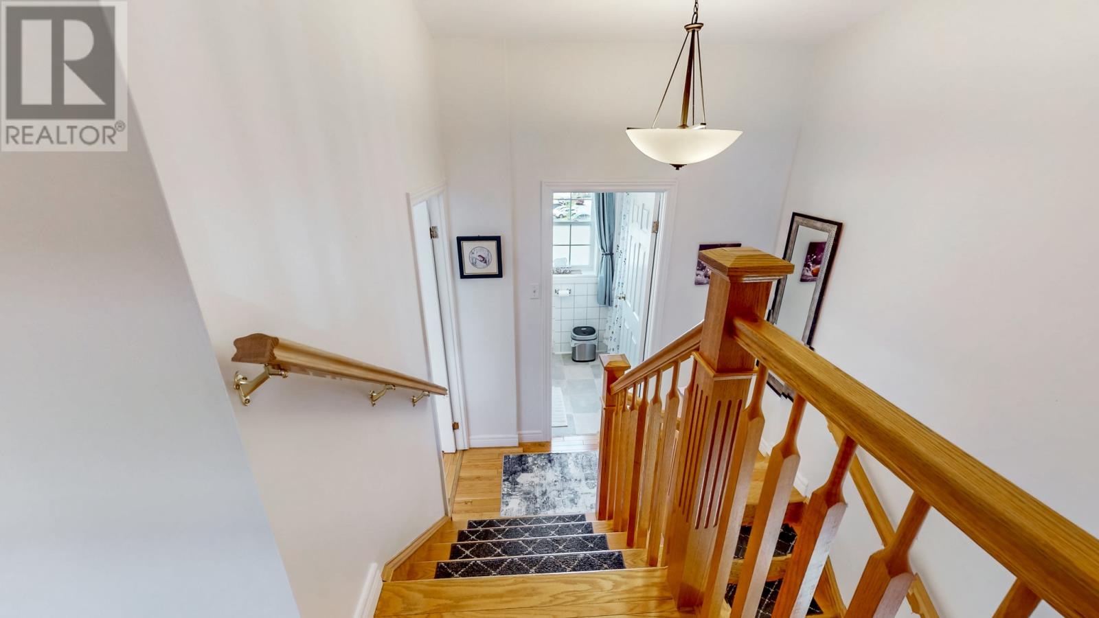 18 Newfoundland Drive - 24