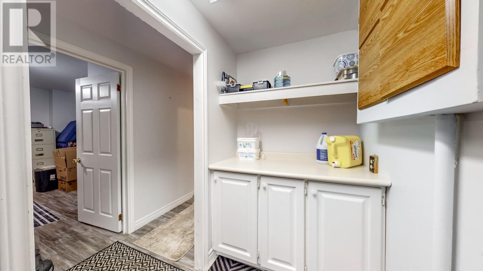18 Newfoundland Drive - 27
