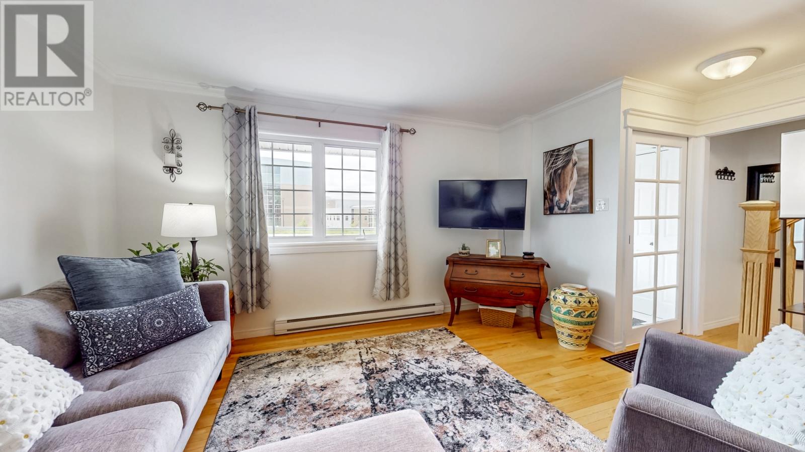 18 Newfoundland Drive - 3