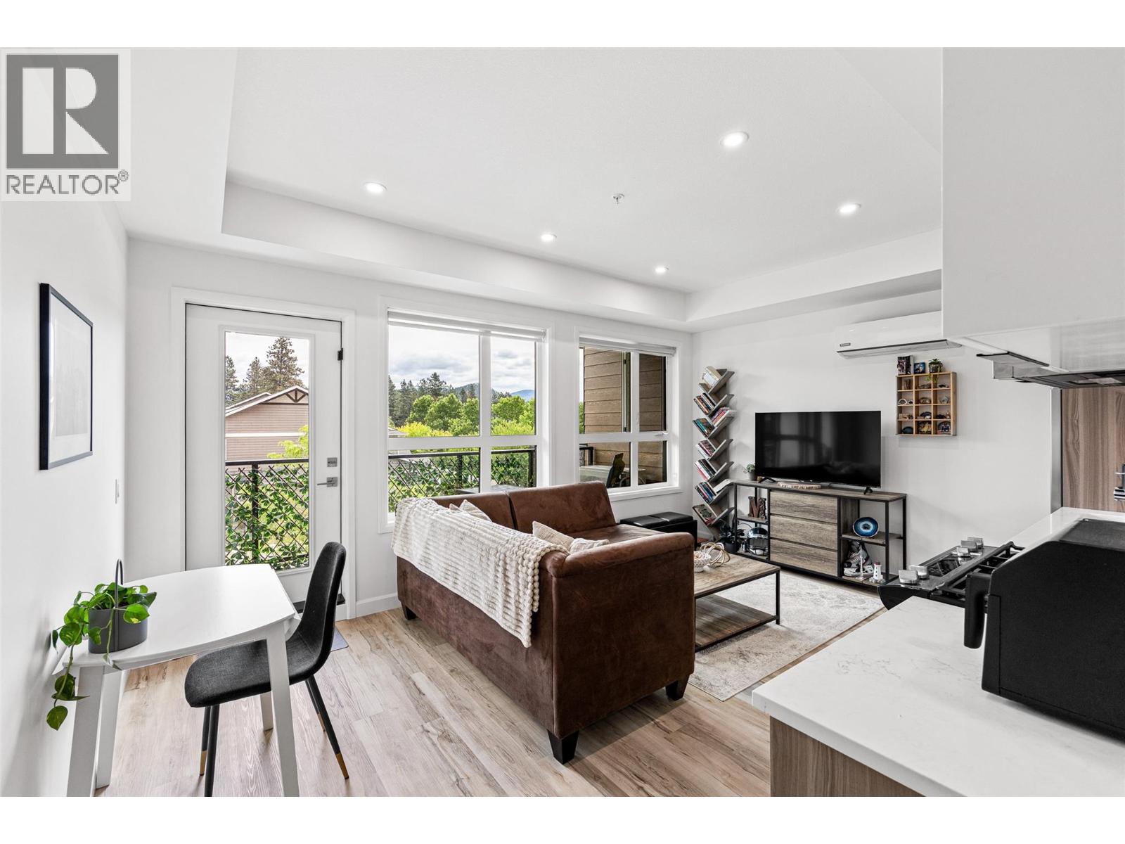 206 630 Boynton Place, Kelowna