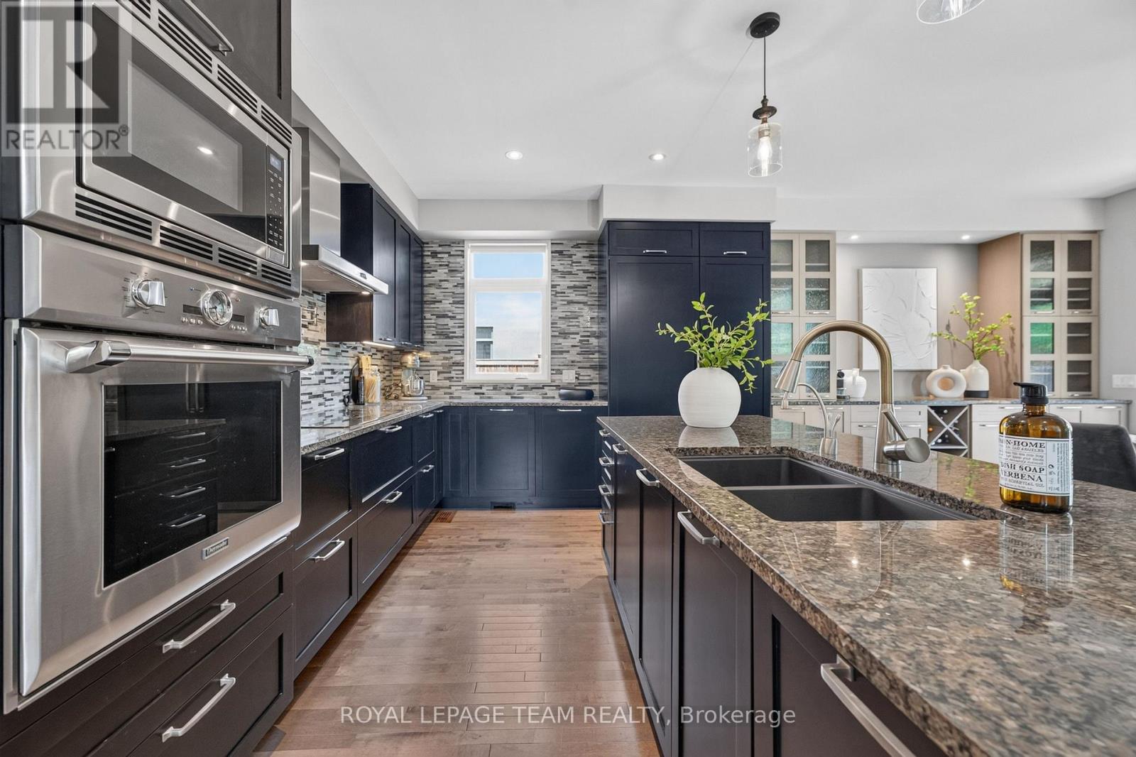 4 Bed, 4 Bath House for Sale in Ottawa – 252 SUNNYRIDGE CRESCENT, Ottawa – MLS# X13519674 - Image 13