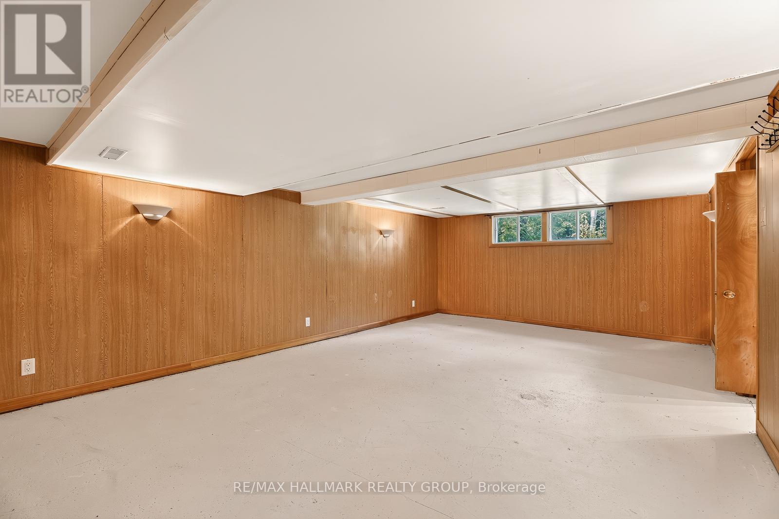 3 Bed, 2 Bath House for Rent in Ottawa – 427 PLEASANT PARK ROAD, Ottawa – MLS# X13519696 - Image 35