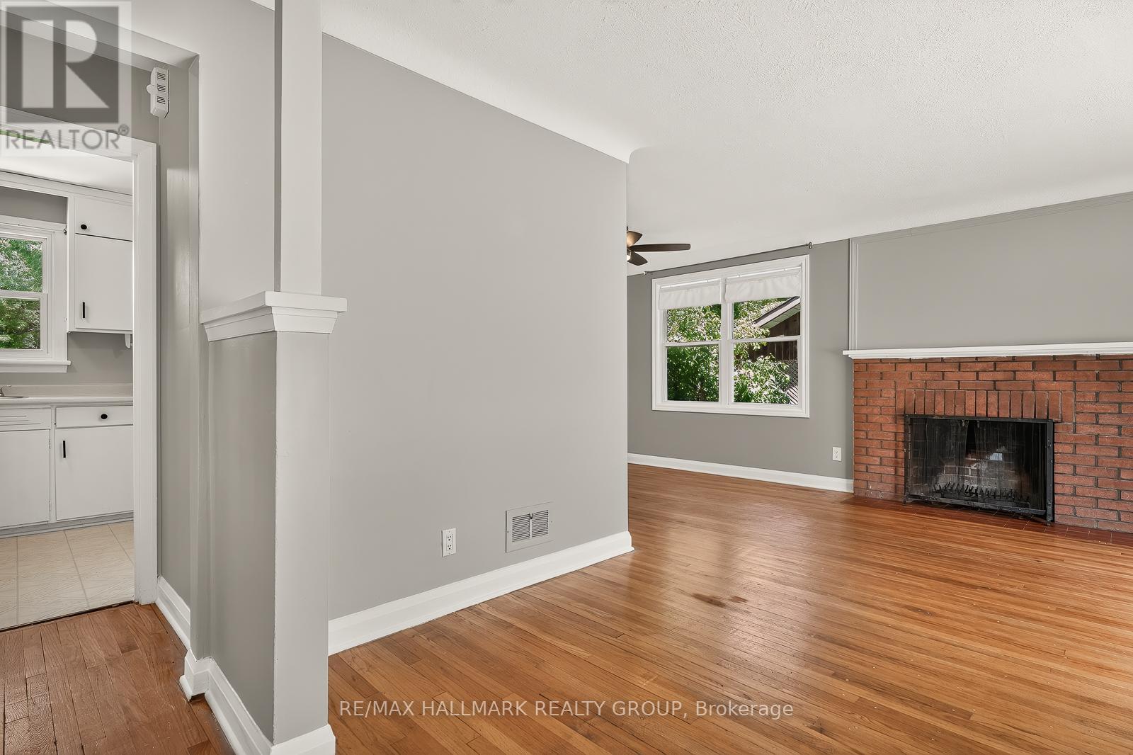3 Bed, 2 Bath House for Rent in Ottawa – 427 PLEASANT PARK ROAD, Ottawa – MLS# X13519696 - Image 7