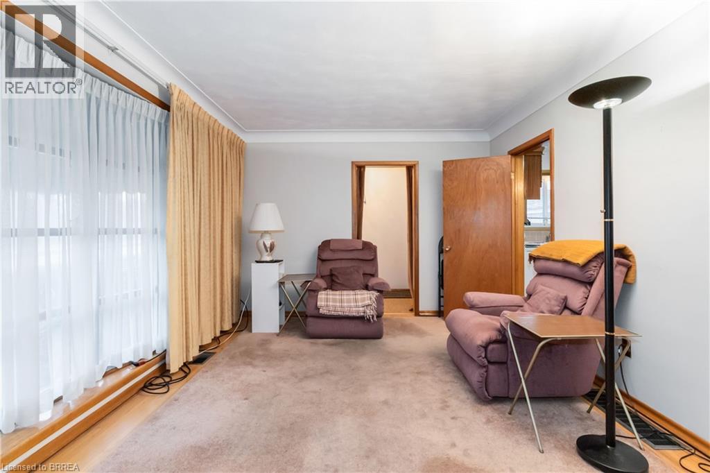 16 PARIS Road - 5