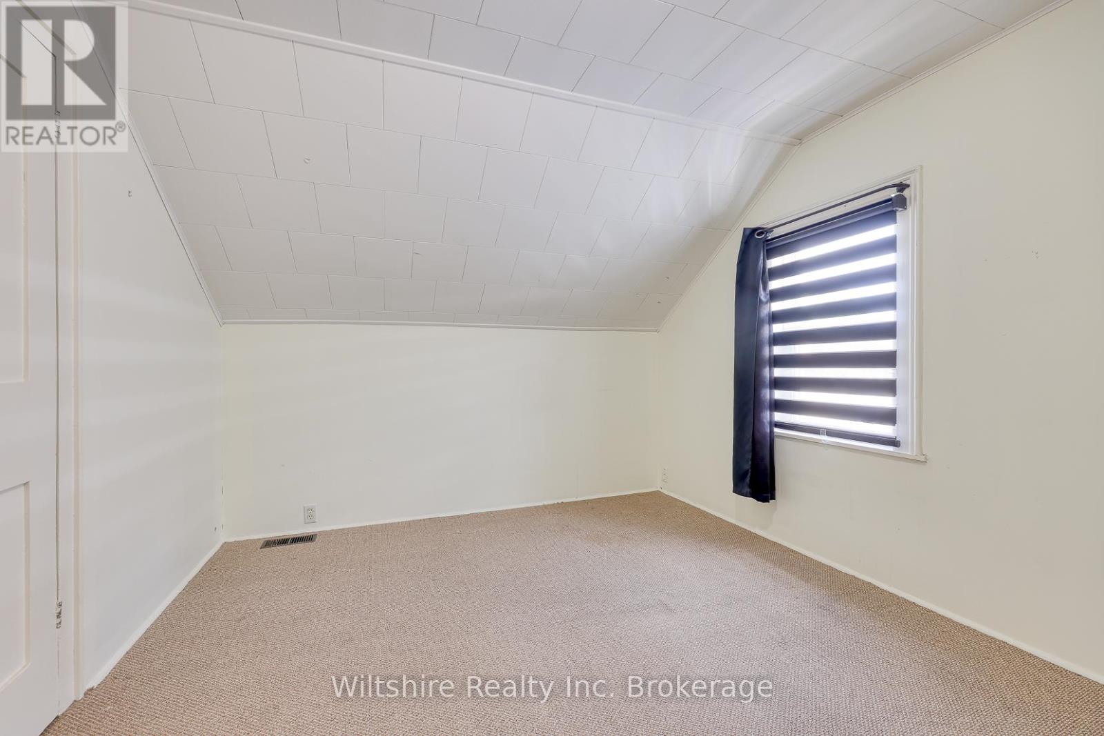 52 BIDWELL STREET - 23
