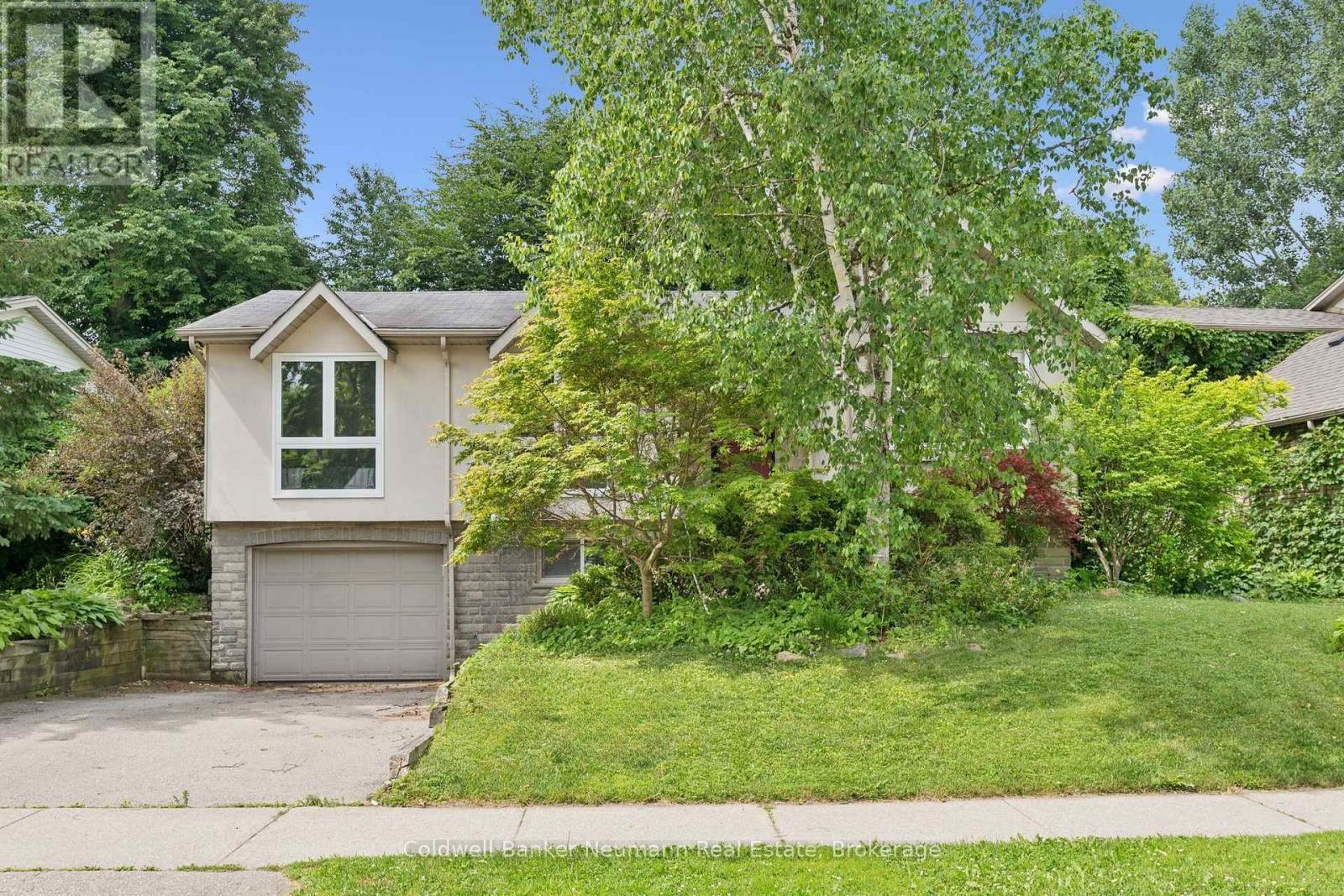 18 GATEWAY DRIVE - 2