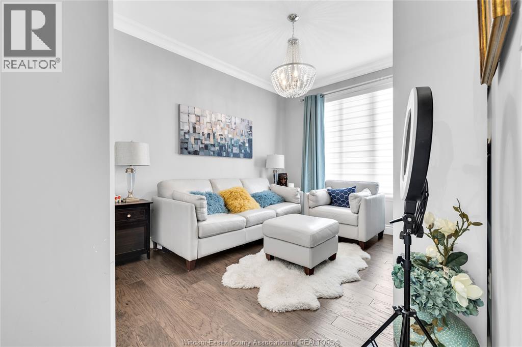 388 BRUNMAR CRESCENT - 15