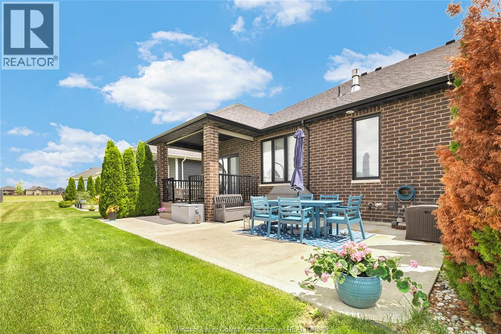 388 BRUNMAR CRESCENT - 36