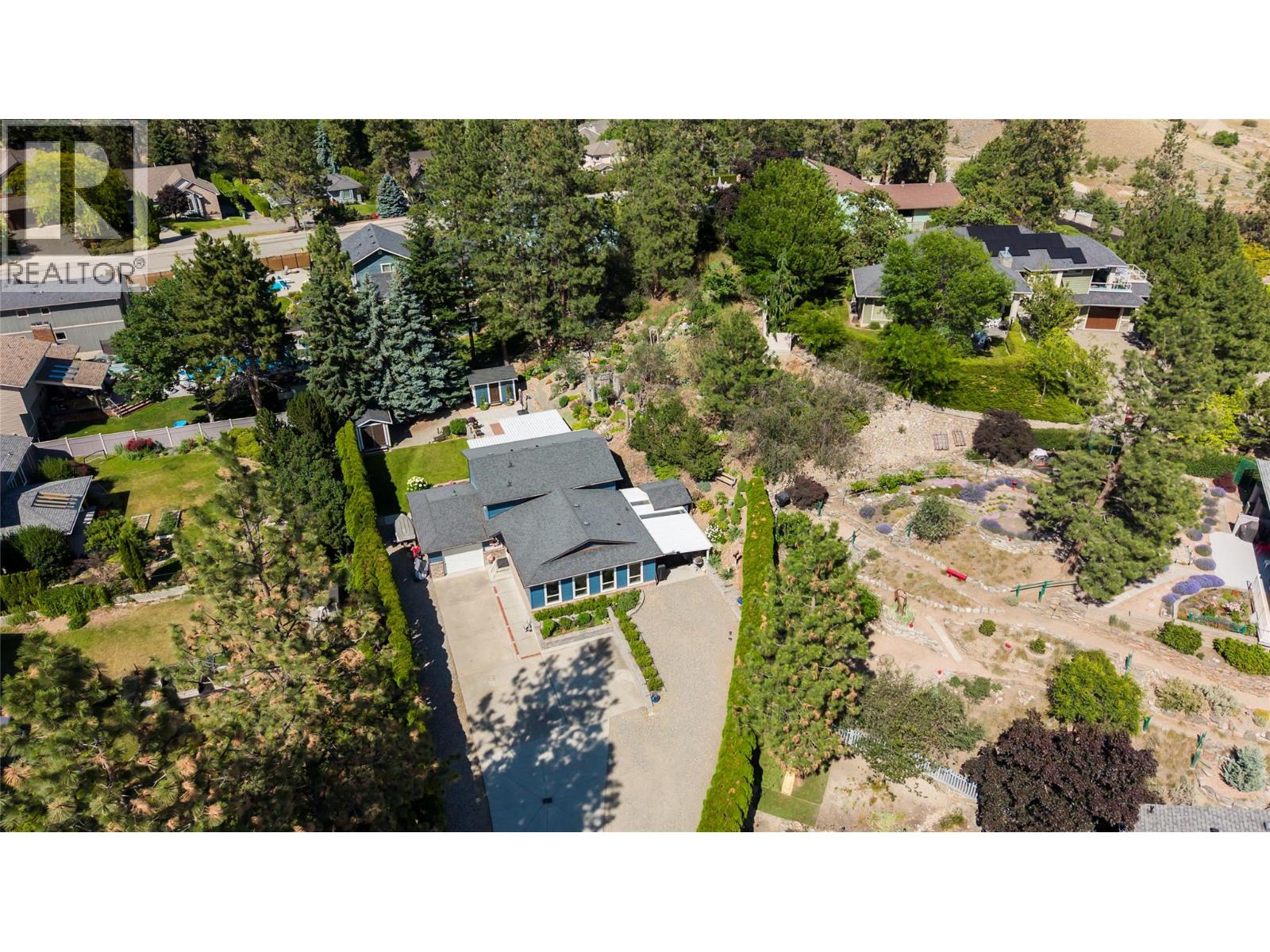 1077 Cascade Place, Kelowna