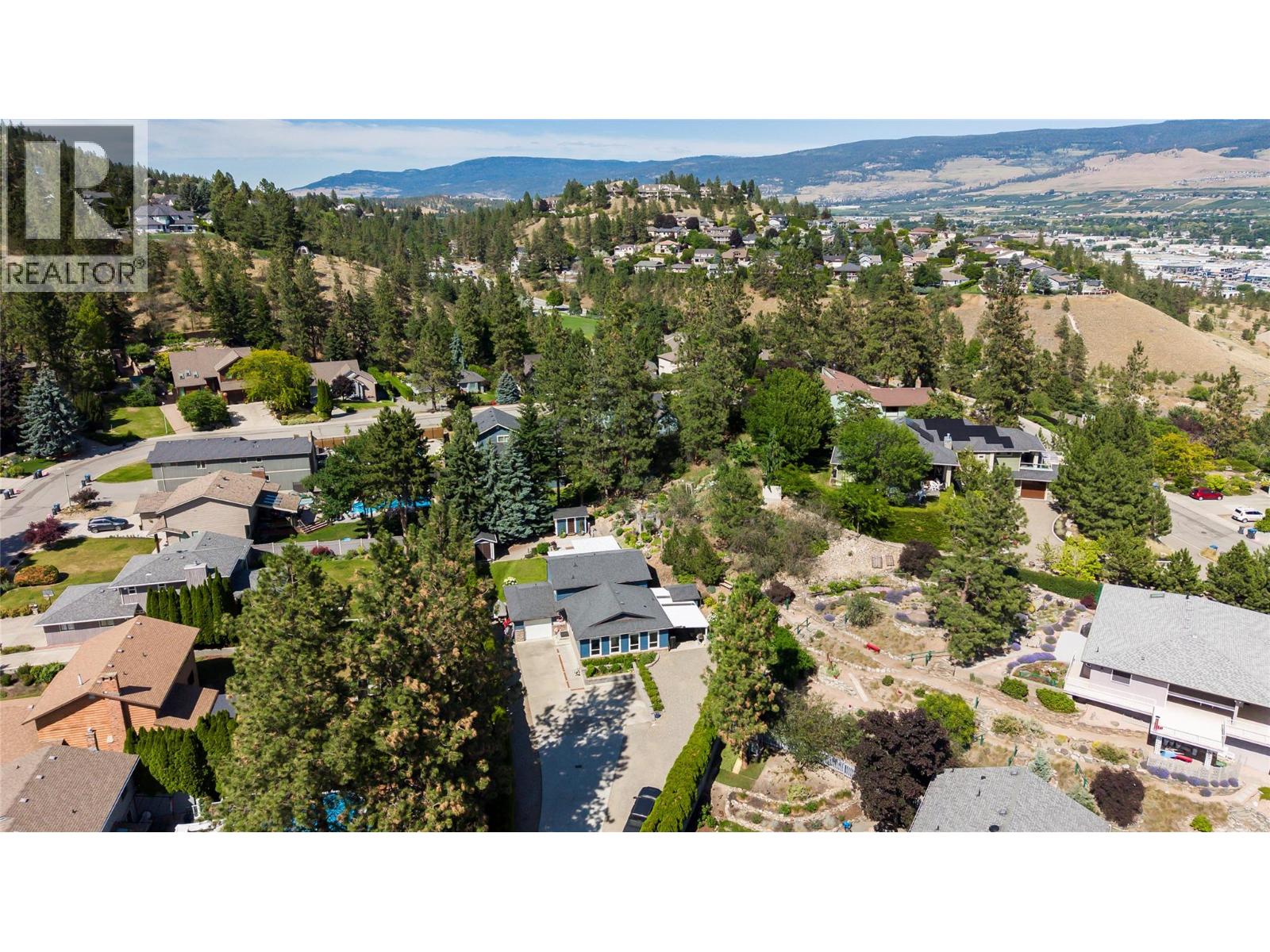 1077 Cascade Place, Kelowna
