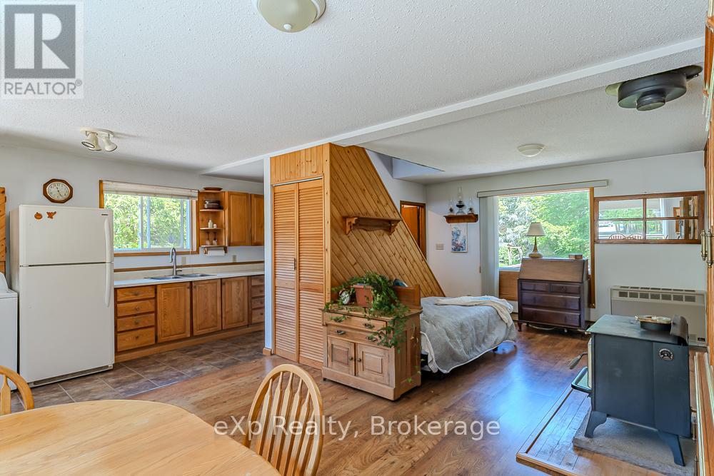 11 MARIGOLD STREET - 18