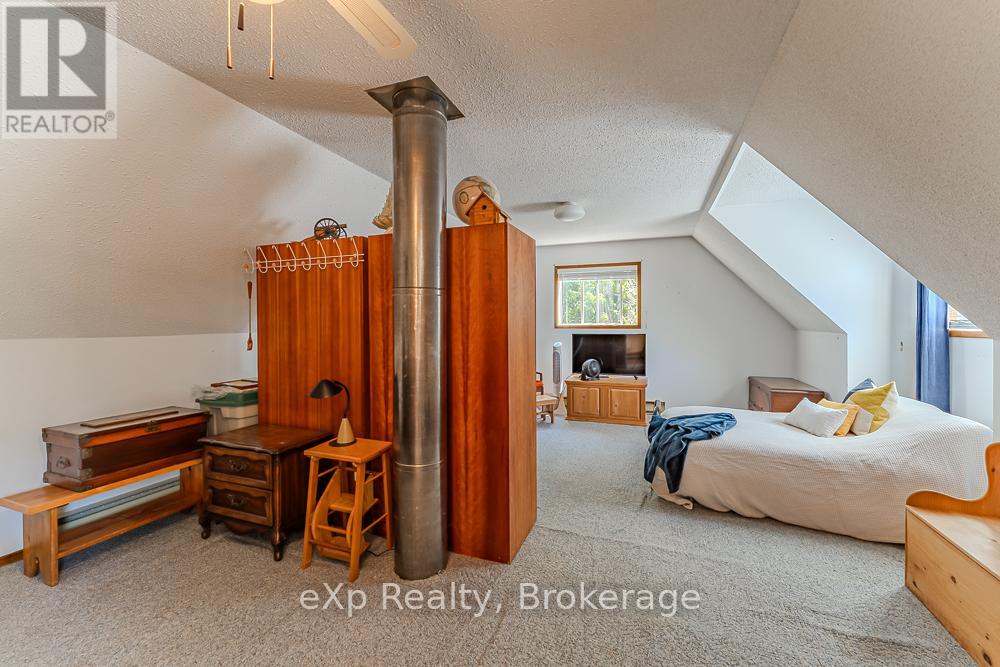 11 MARIGOLD STREET - 24