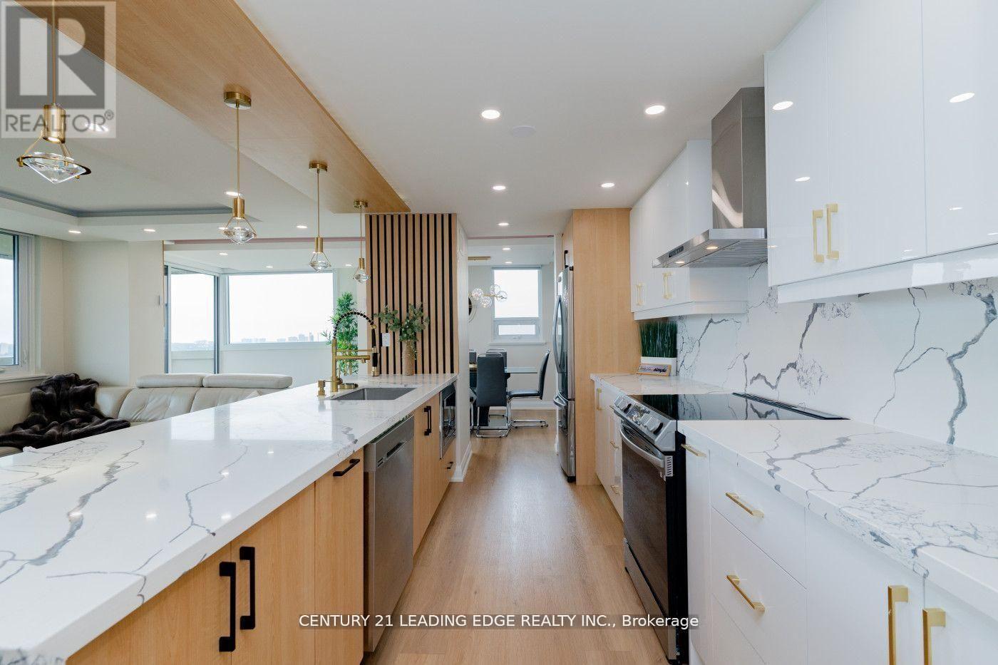 #2403 75 WYNFORD HEIGHTS CRESCENT - 13