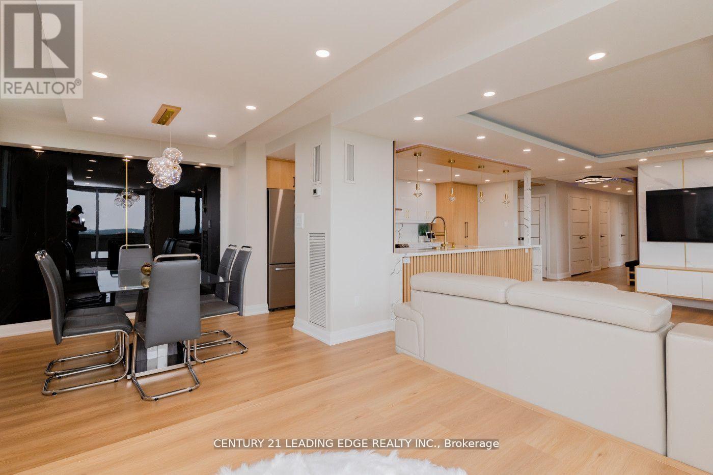 #2403 75 WYNFORD HEIGHTS CRESCENT - 16