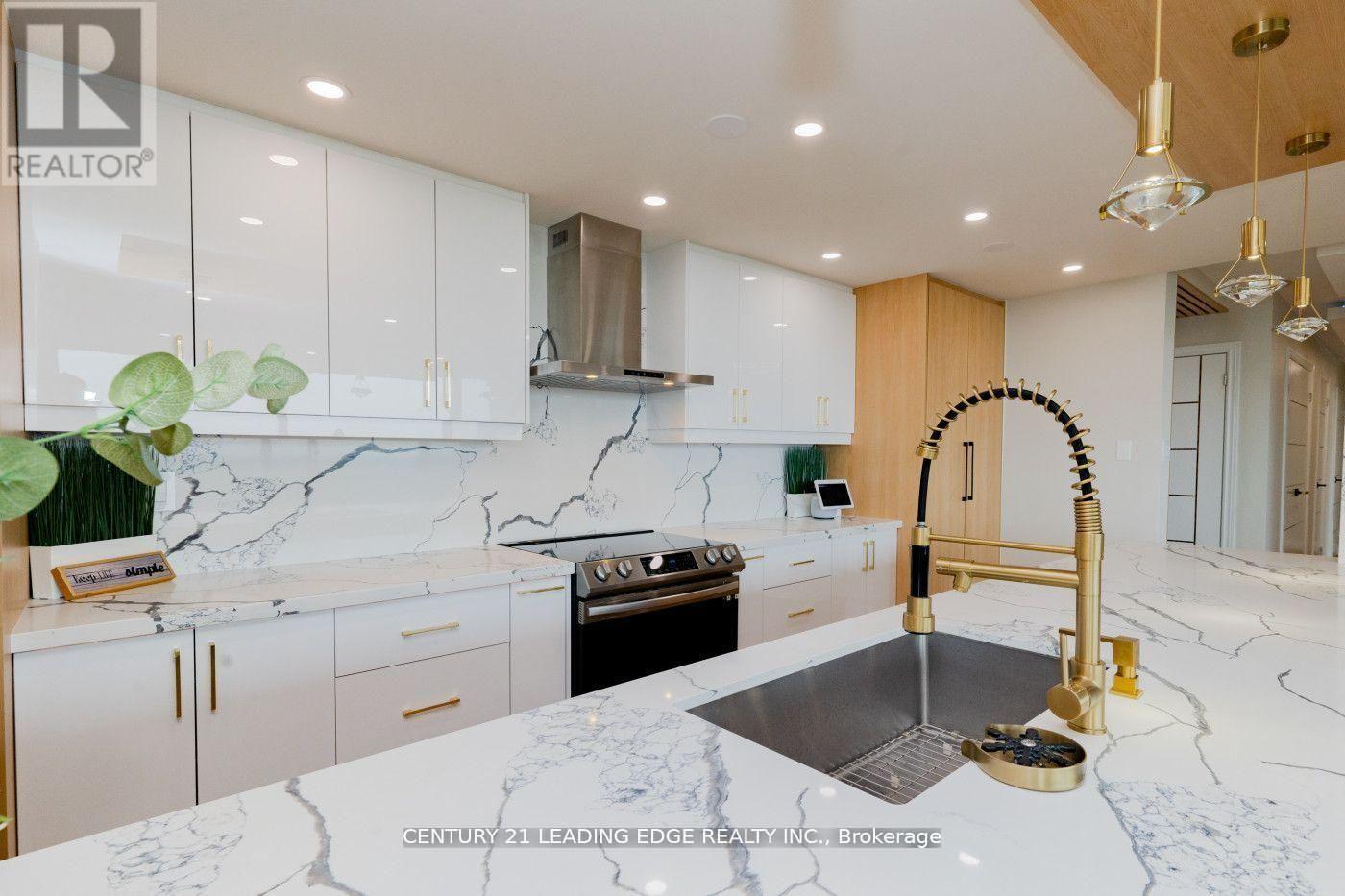 #2403 75 WYNFORD HEIGHTS CRESCENT - 19