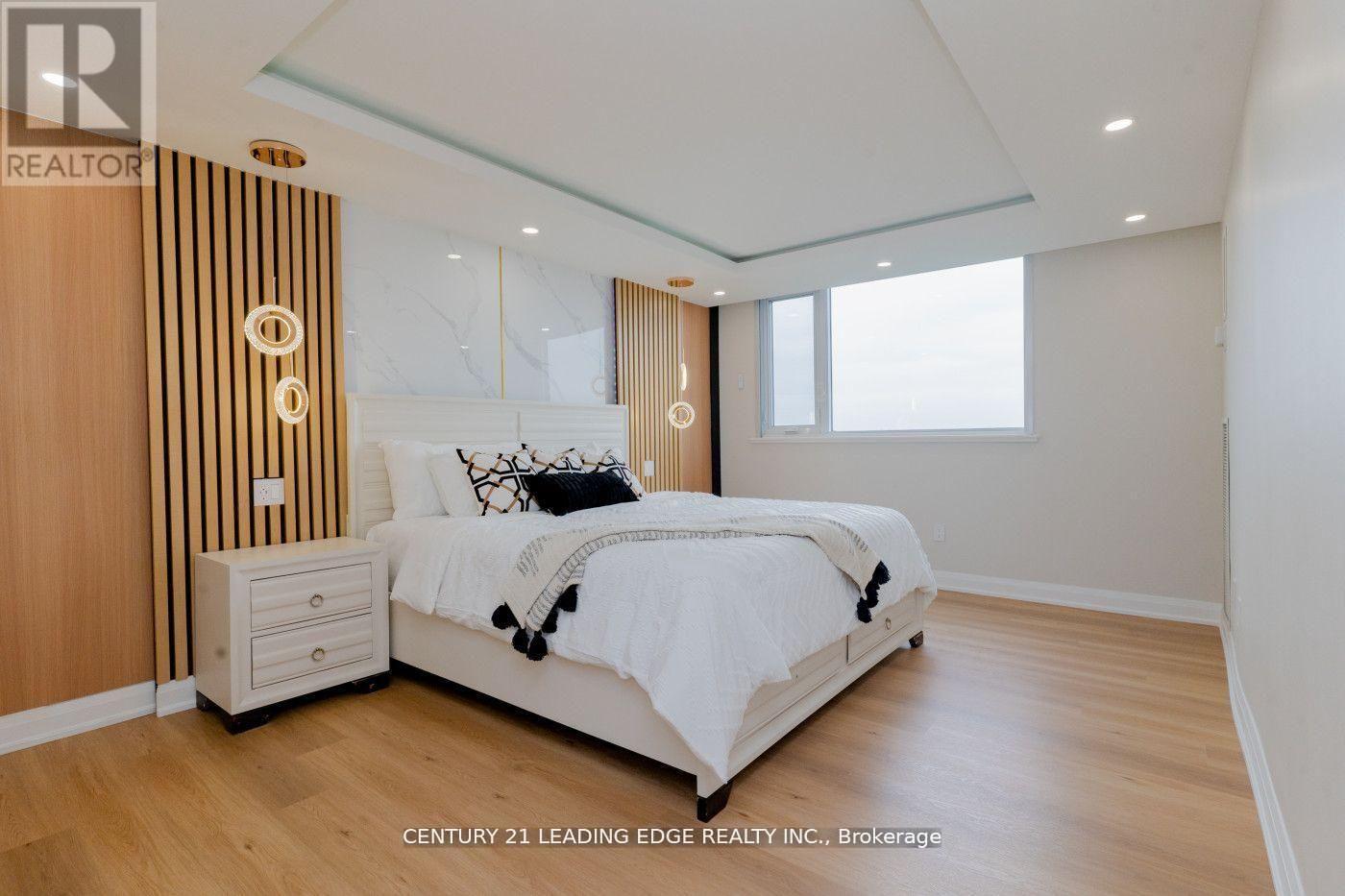#2403 75 WYNFORD HEIGHTS CRESCENT - 26