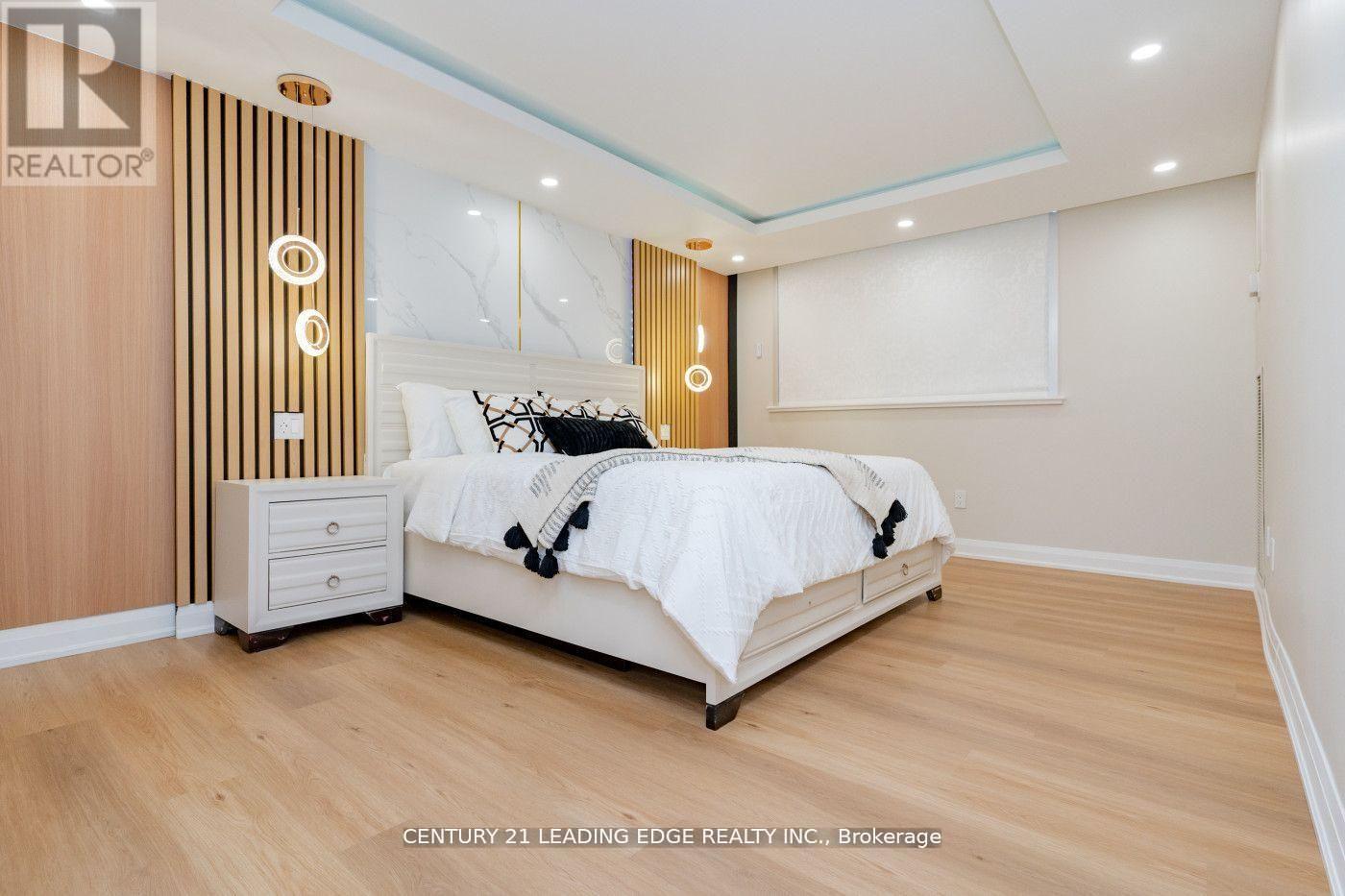 #2403 75 WYNFORD HEIGHTS CRESCENT - 29