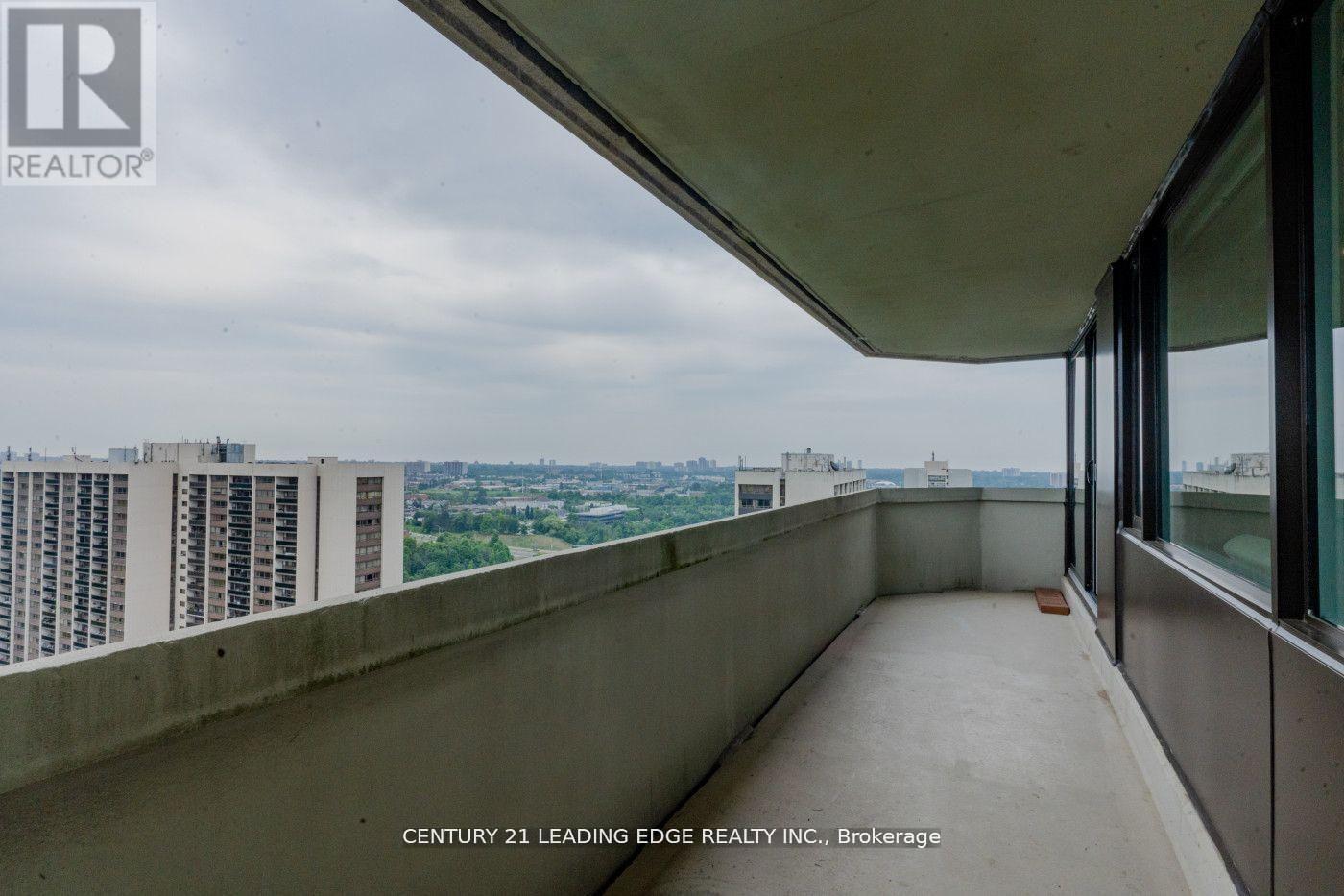 #2403 75 WYNFORD HEIGHTS CRESCENT - 49