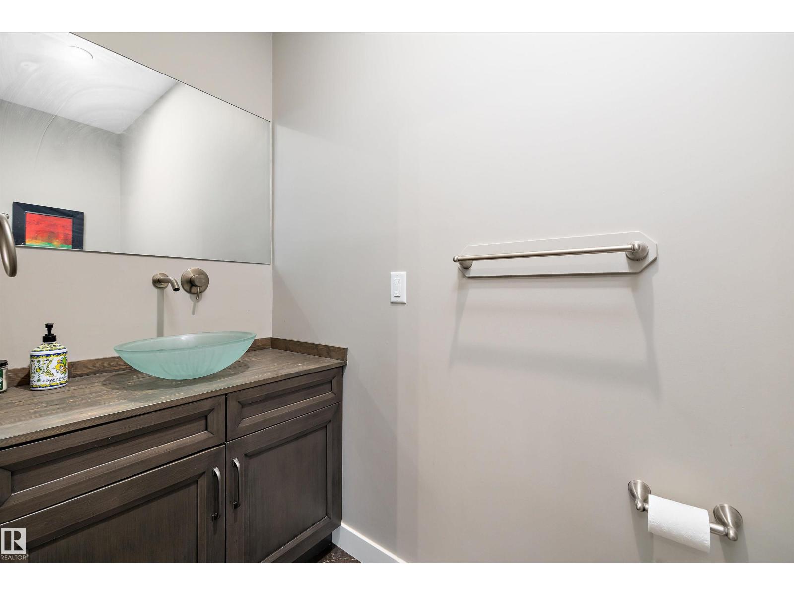 12211 57 ST NW - 6
