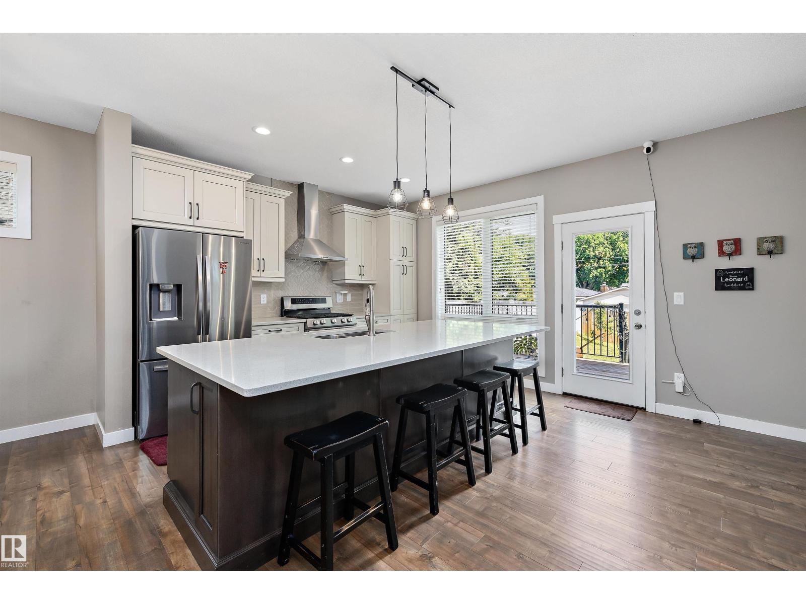 12211 57 ST NW - 10