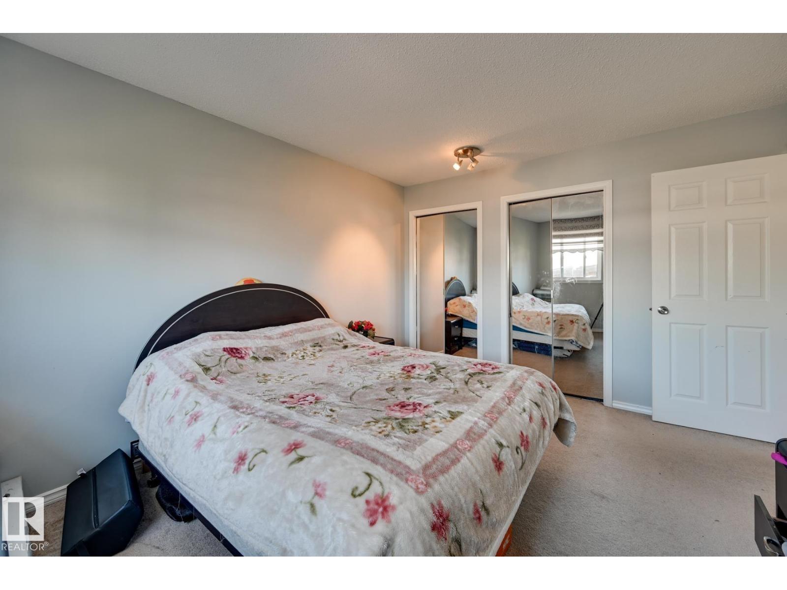 4628 37 AV NW - 17
