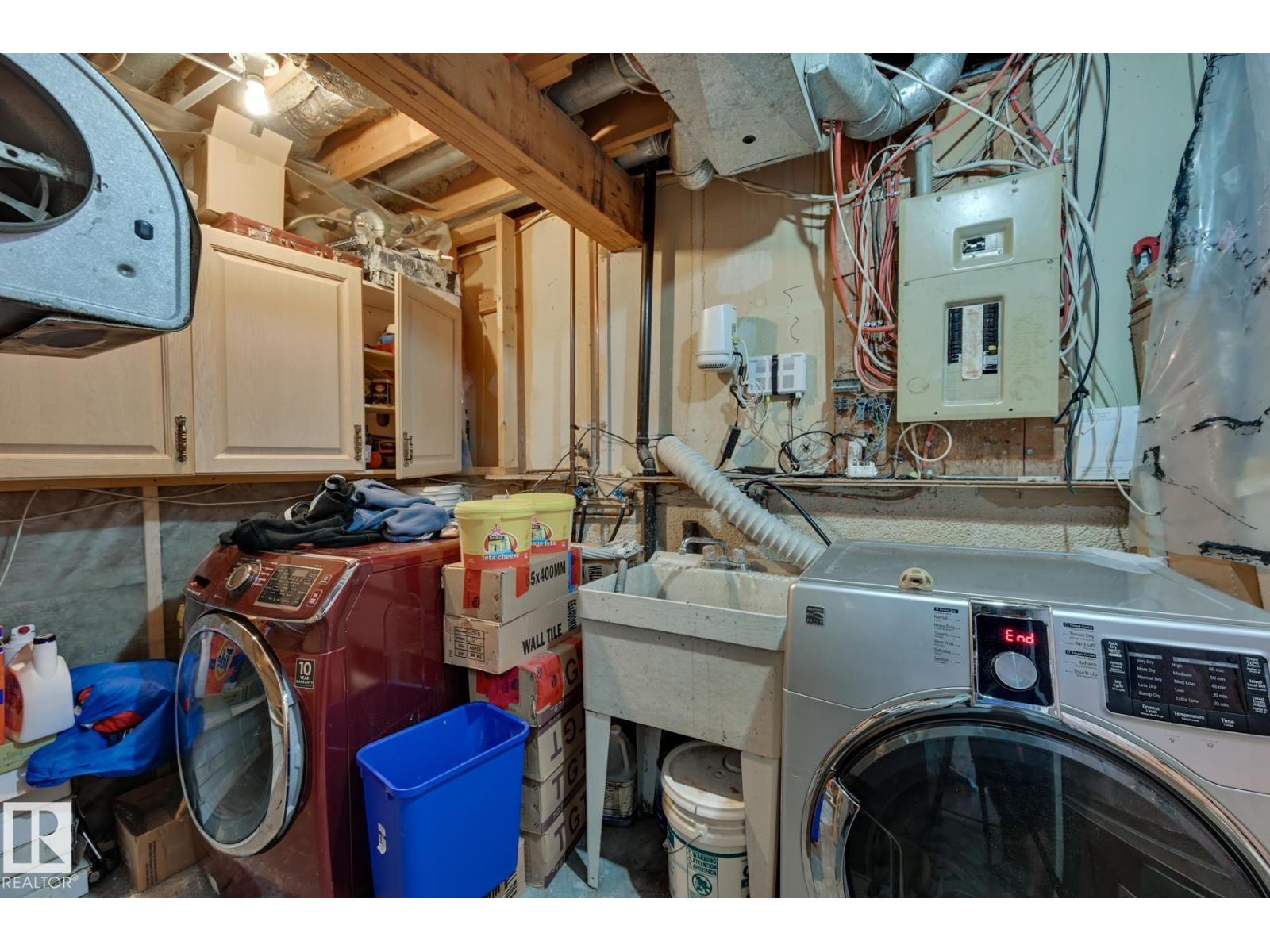 4628 37 AV NW - 20