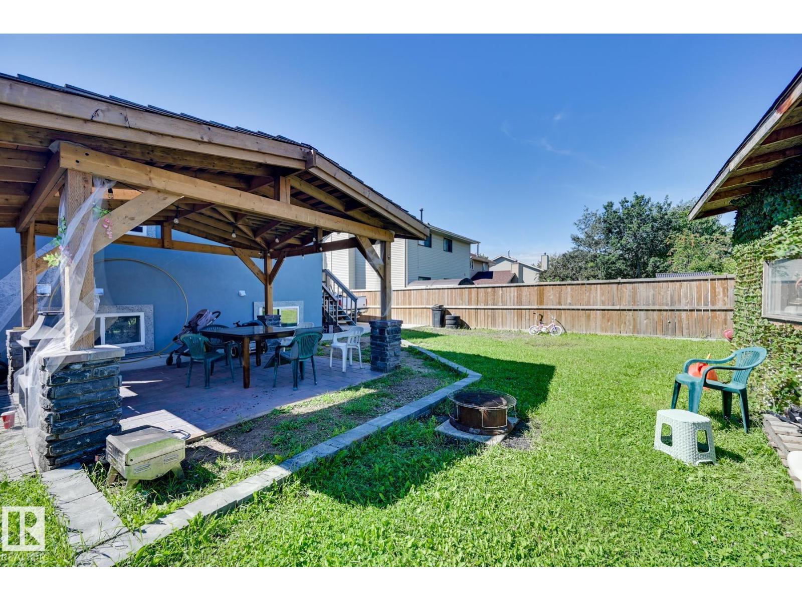 4628 37 AV NW - 31
