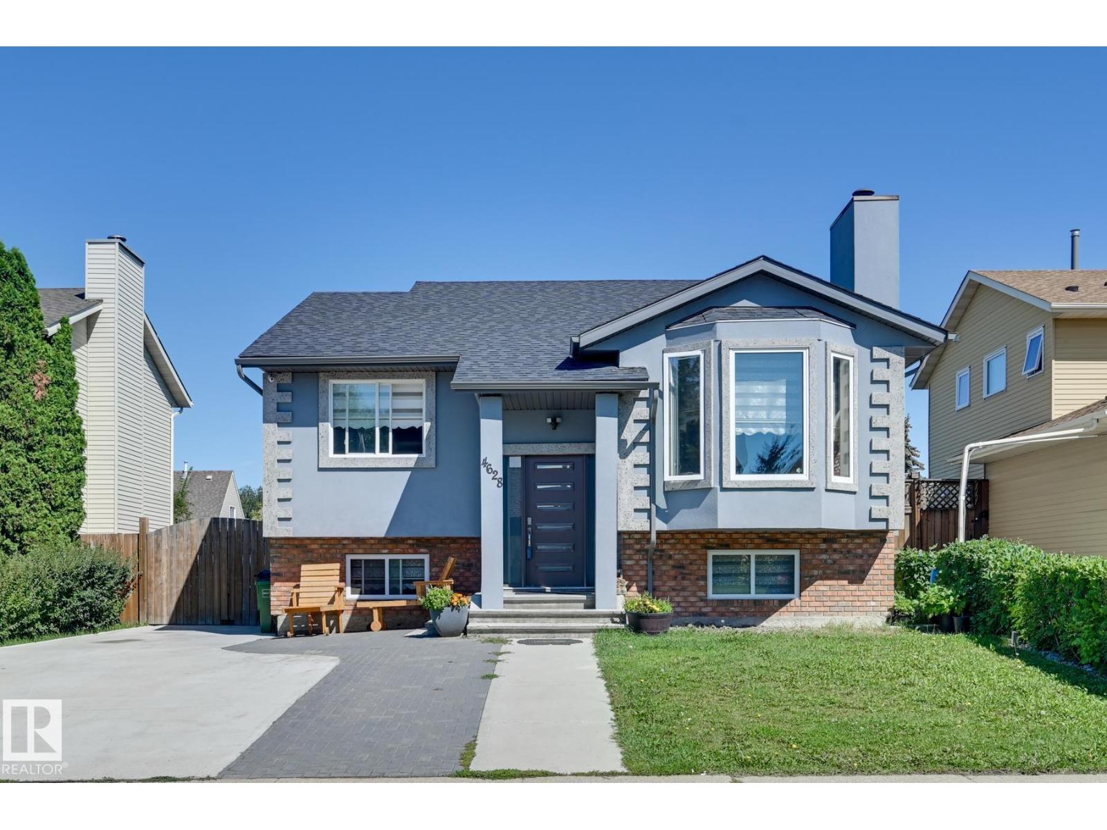 4628 37 AV NW - 34