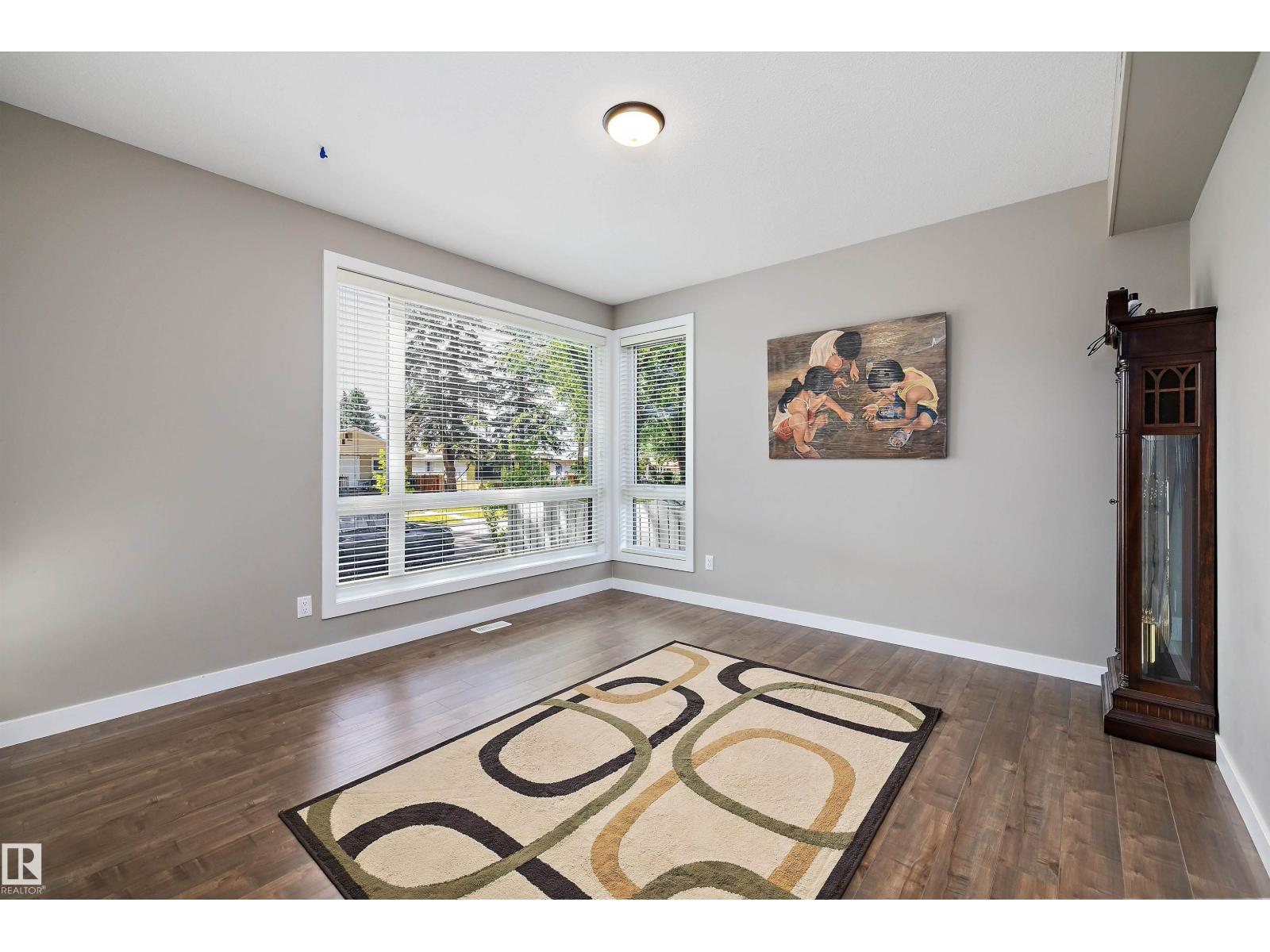 12211 57 ST NW - 31