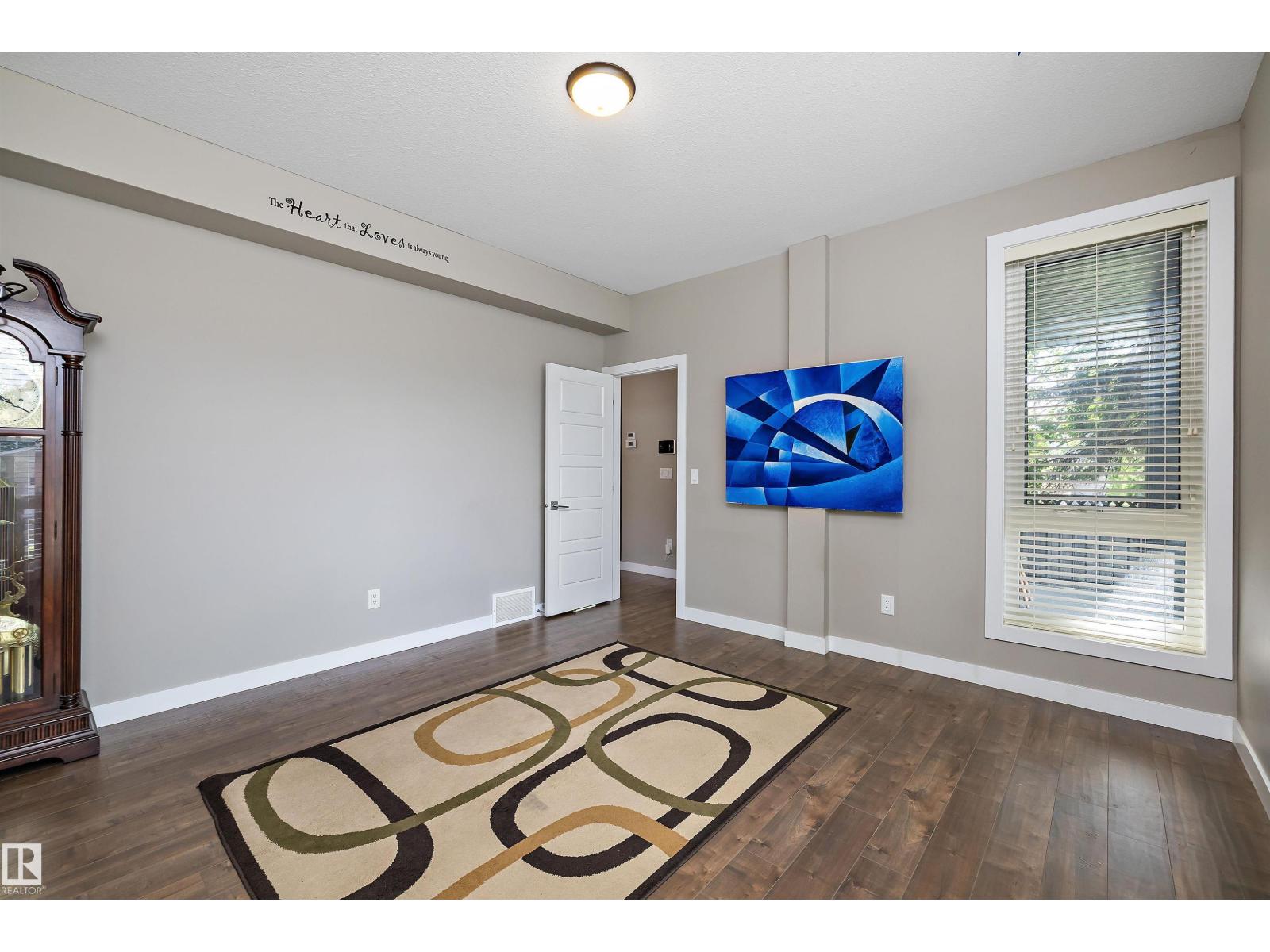 12211 57 ST NW - 33