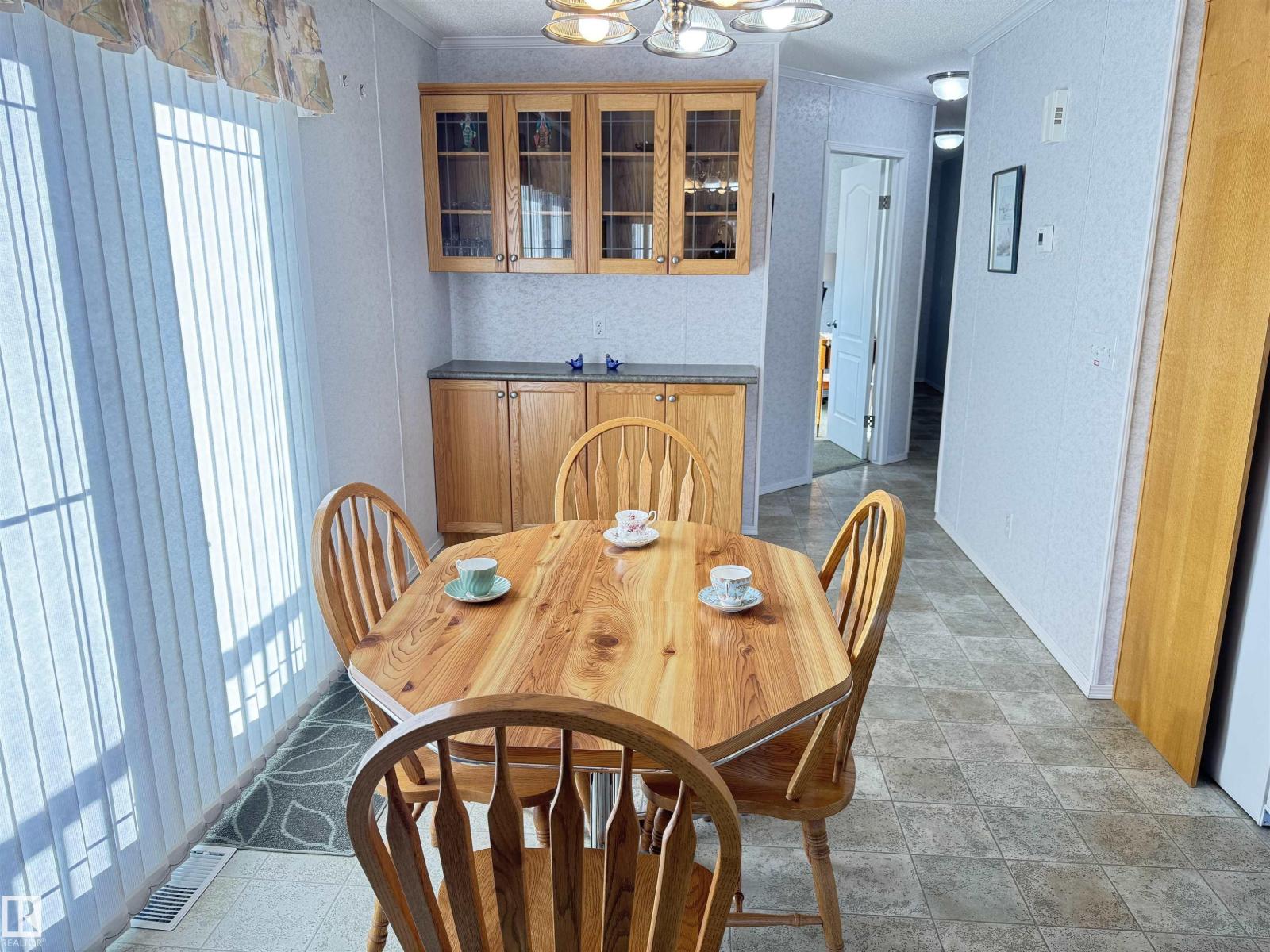 4022 Aspen WY - 12