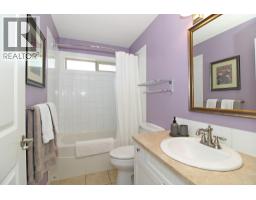 6933 Barcelona Drive Unit# 64, Kelowna, BC V1Z3R8 Photo 31