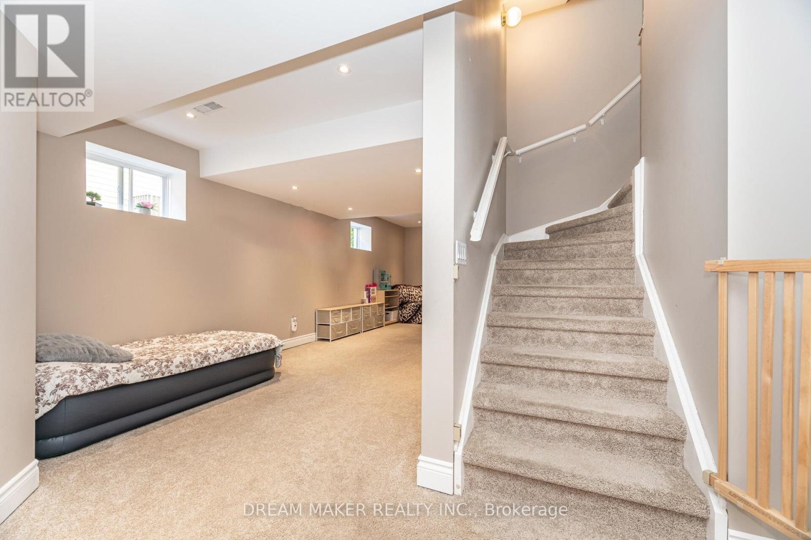 756 THIRD AVENUE - 37