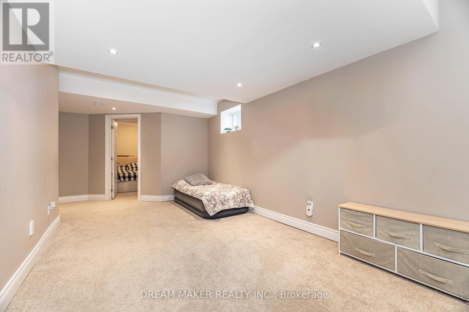 756 THIRD AVENUE - 38