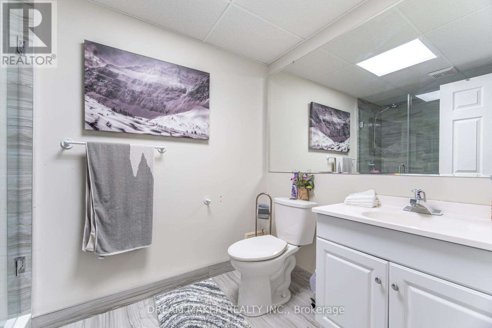 756 THIRD AVENUE - 43