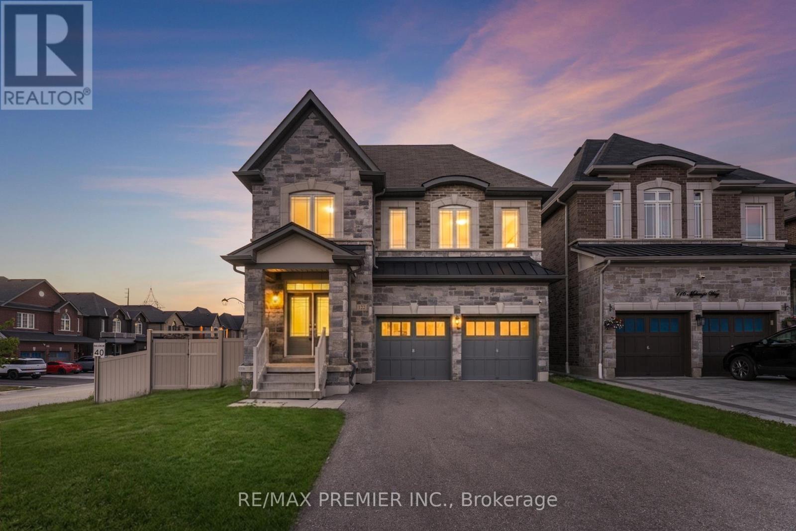 122 MCKENZIE WAY - 1