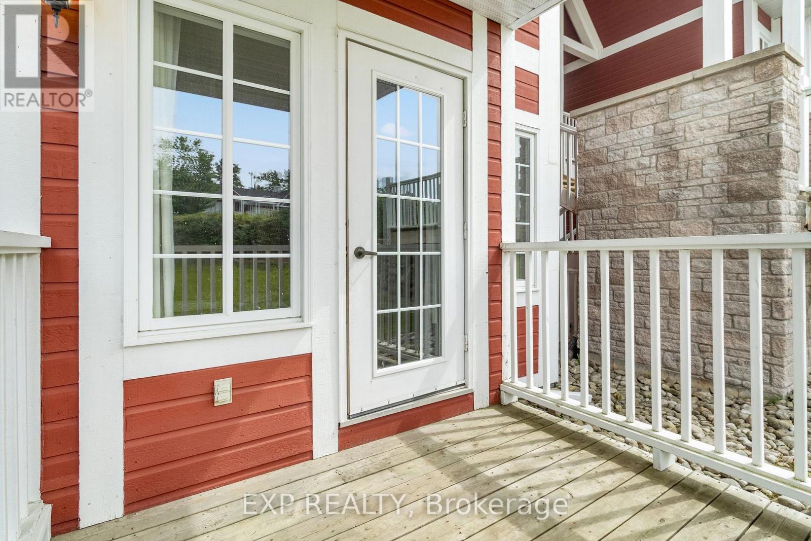 #2010/2011 90 HIGHLAND DRIVE - 15