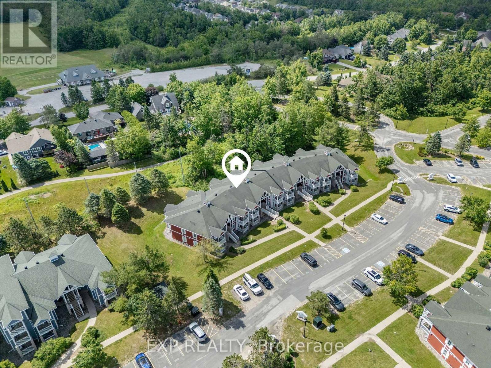#2010/2011 90 HIGHLAND DRIVE - 24