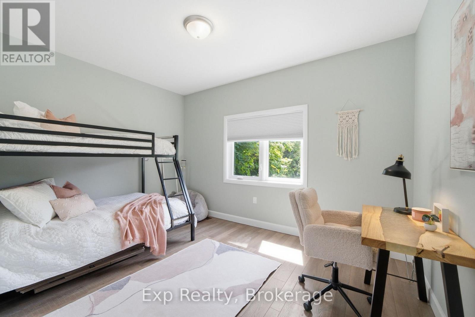282 JOHN STREET - 18