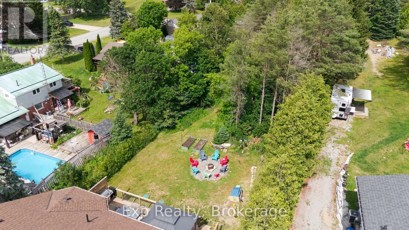 282 JOHN STREET - 44