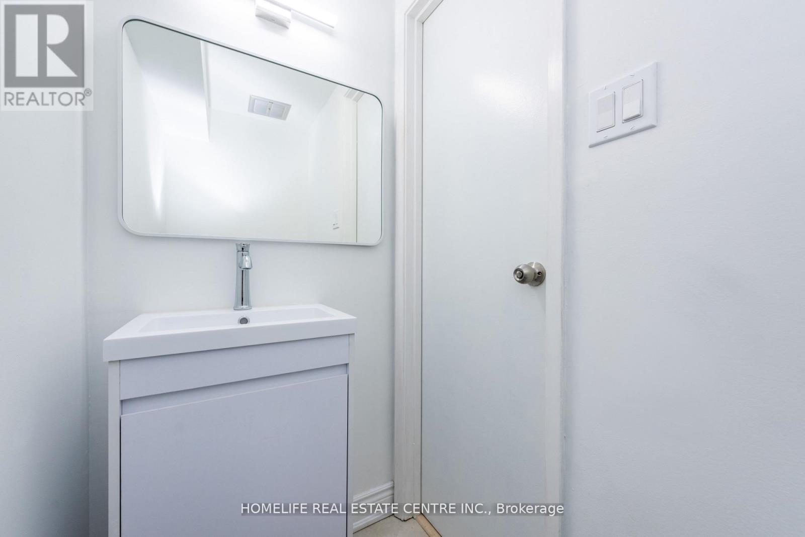 62 MCCALLUM COURT - 6